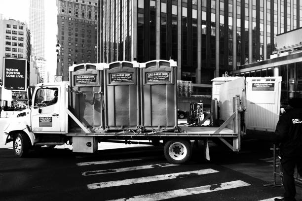 Best High-end porta potty rental  in Versailles, PA